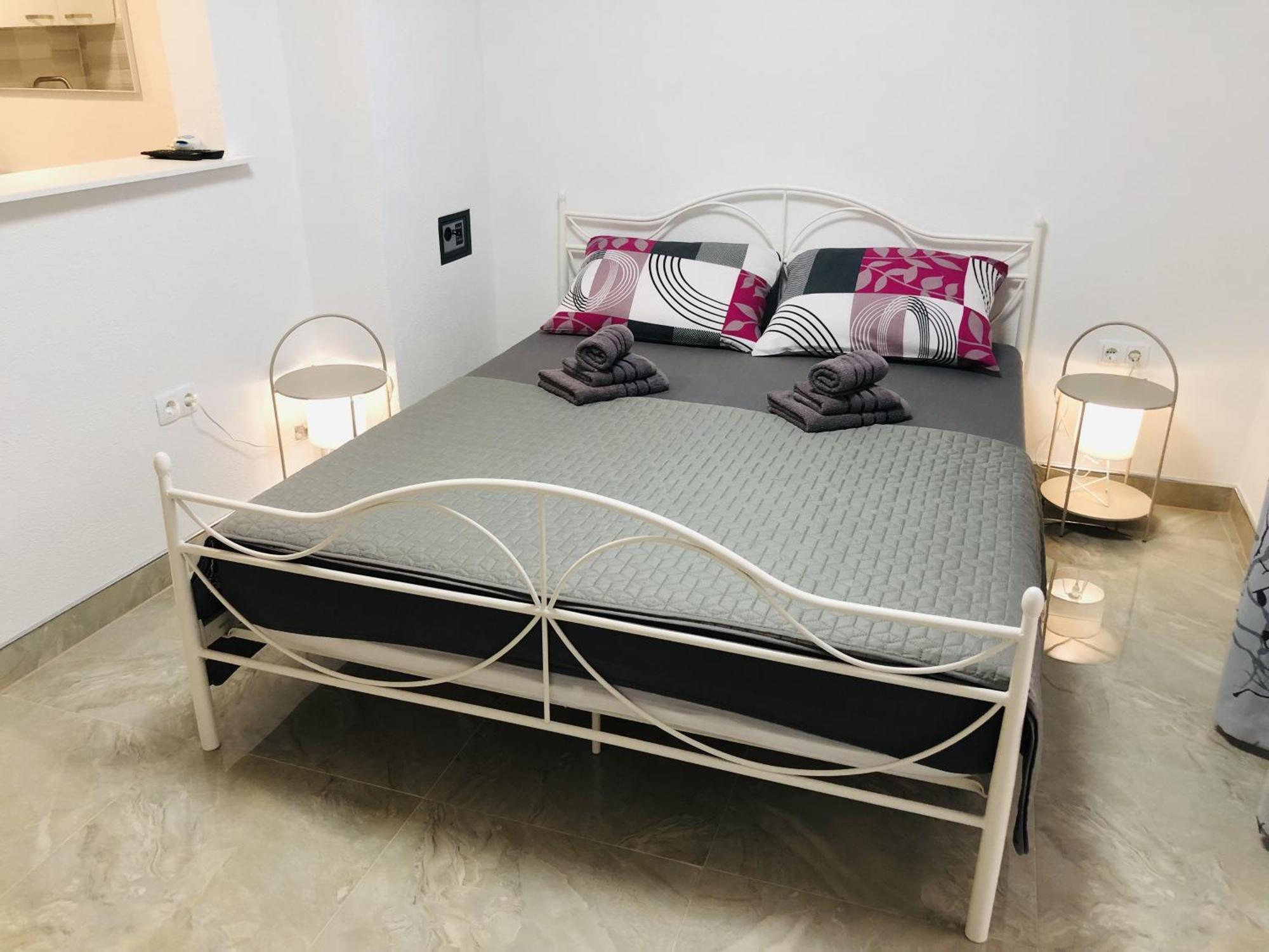 Apartmani Ema Τρογκίρ Εξωτερικό φωτογραφία