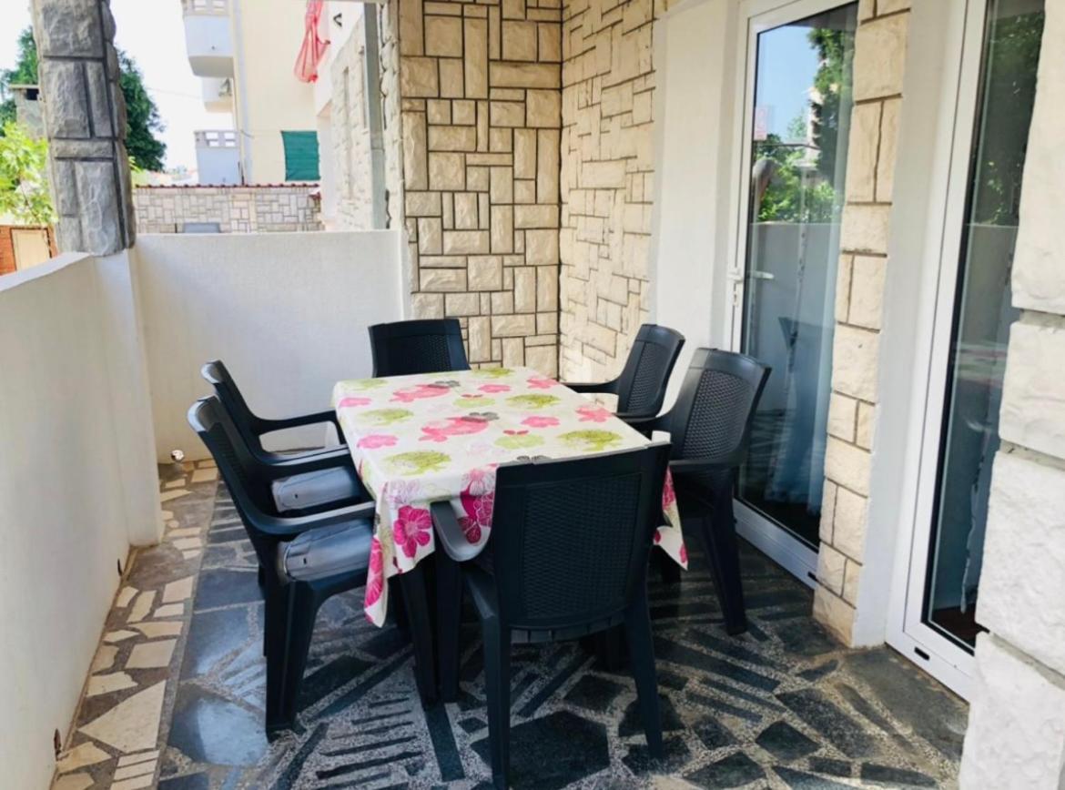 Apartmani Ema Τρογκίρ Δωμάτιο φωτογραφία