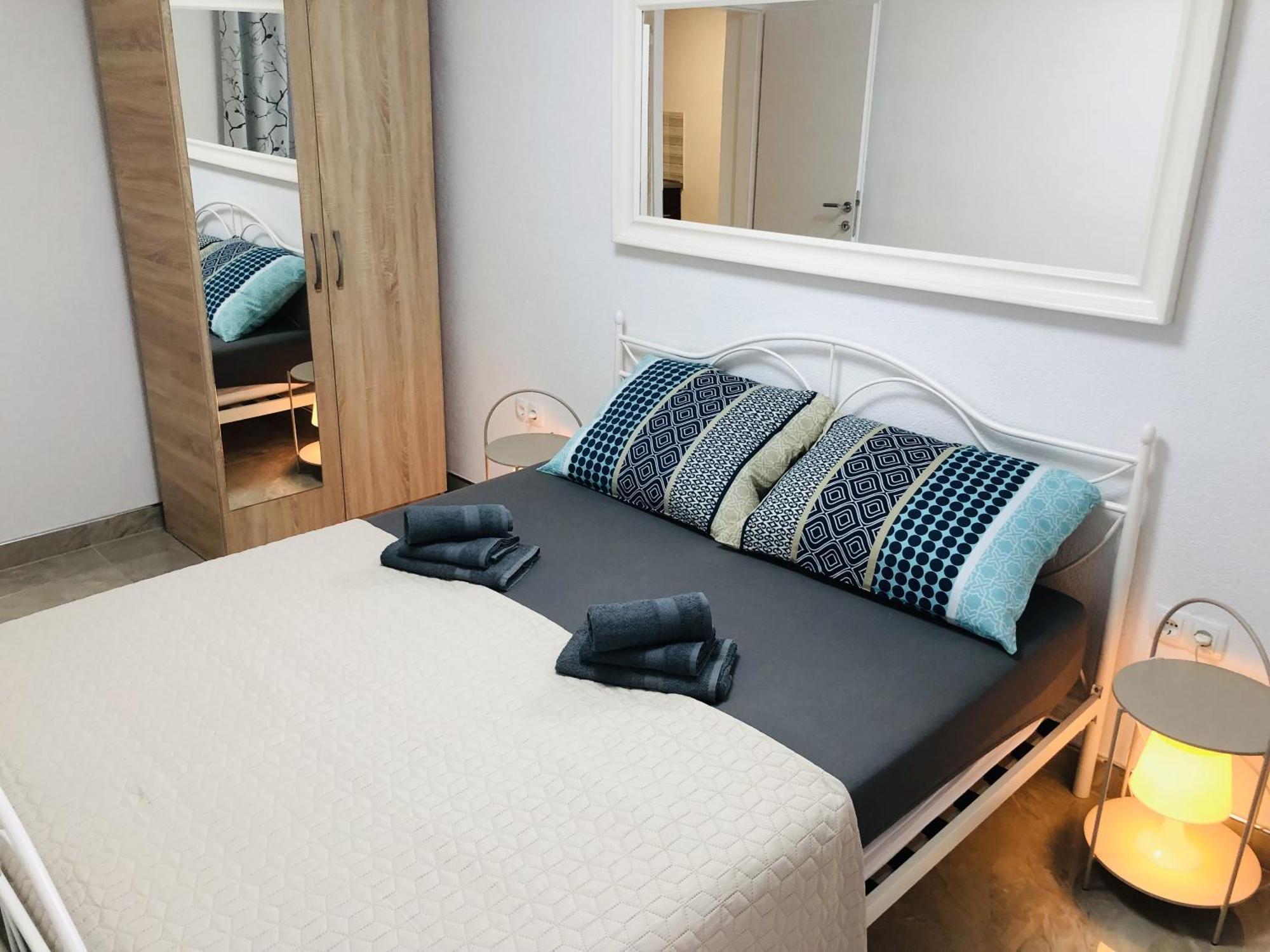 Apartmani Ema Τρογκίρ Εξωτερικό φωτογραφία